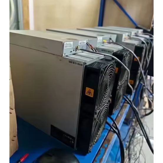 BTC BCH Miner AntMiner S19K Pro 120T มือสอง พร้อม PSU