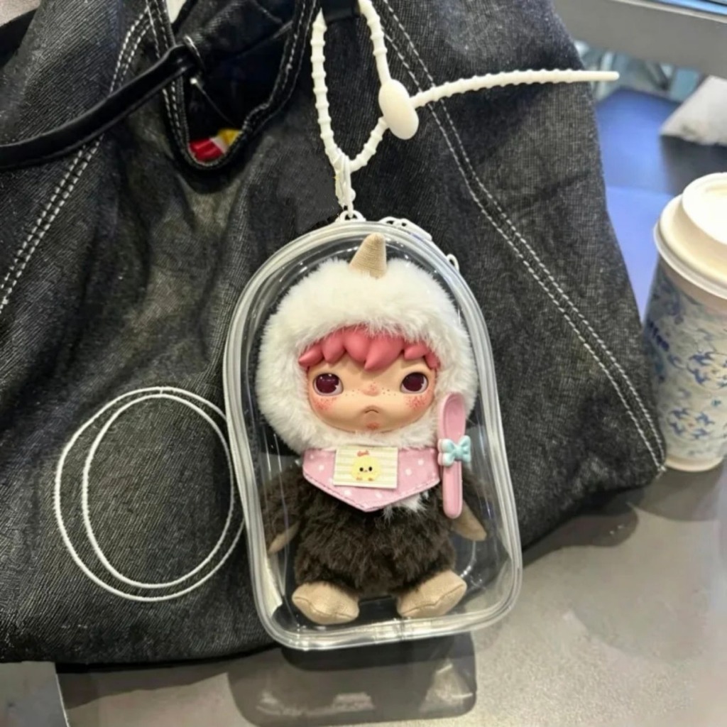 NOT DOLL INCLUDED สําหรับ 18 ซม.Hirono Foggy Man Clear ป้องกันกระเป๋า Plush Charm กลางแจ้งตุ๊กตาพกพากระเป๋า