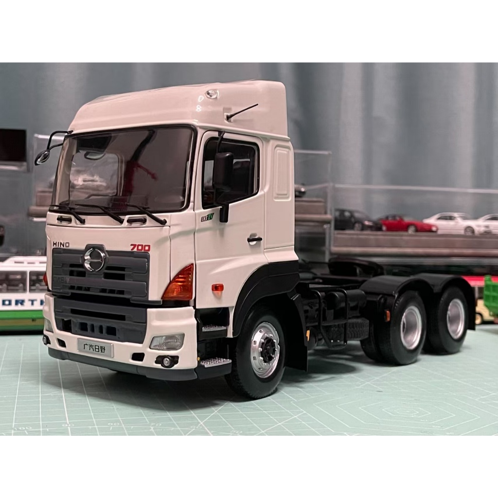 1/24 Hino 700 Trailer รุ่น Out of Print รุ่นเก่า Brand New Hino 700 Model