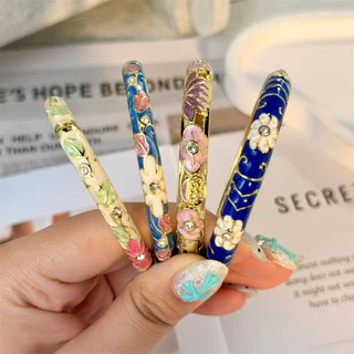 วินเทจเคลือบดอกไม้ดอกไม้คริสตัลสร้อยข้อมือกําไลข้อมือผู้หญิงเครื่องประดับโชคดีพรรคของขวัญอุปกรณ์เสริม