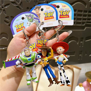ของเล่นจากเรื่อง Toy Story ของ Disney Pixar พวงกุญแจ บัซ ไลท์เยียร์ วู้ดดี้ เจสซี่ ฟิกเกอร์แอคชัน 3D ของติดกระเป๋า จี้สุดน่ารัก ของขวัญสำหรับคู่รัก