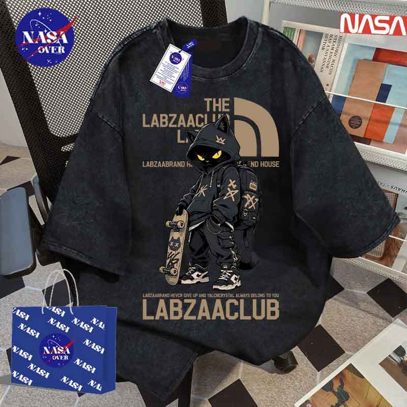 【จัดส่งตลอด 24 ชั่วโมง】 NASA 100%Cotton ฤดูร้อน แขนสั้น ลายแมวดำเล่นสเก็ตบอร์ด ทรงหลวม สีฟอกเทา คอกลม เสื้อ YG3684