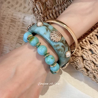 DREJEW กำไลข้อมือชุด 3 ชิ้น เรซินผสมโลหะ ตกแต่งเปลือกหอยไข่มุกเทียม สไตล์วันหยุดแฟชั่น สวมใส่สบายประจำวัน มีหลายสีให้เลือก