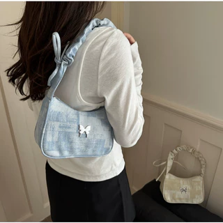 ✨ กระเป๋าใต้วักสีเงินลายรีดผ้า ดีไซน์พิเศษสะพายเดี่ยว Niche Silver Pleated Underarm Handbag For Women(ซื้อสินค้าได้รับของขวัญฟรี)
