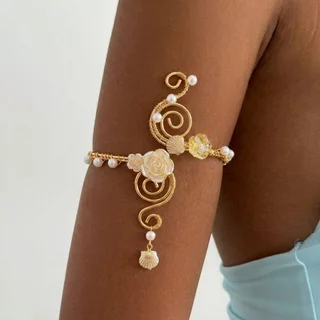 แฟชั่น Bohemian ดอกไม้ดอกไม้ผีเสื้อคริสตัล Pearl สร้อยข้อมือกําไลข้อมือสายรัดข้อมือโลหะ Armband Lucky เครื่องประดับสําหรับผู้หญิงวันหยุดของขวัญ