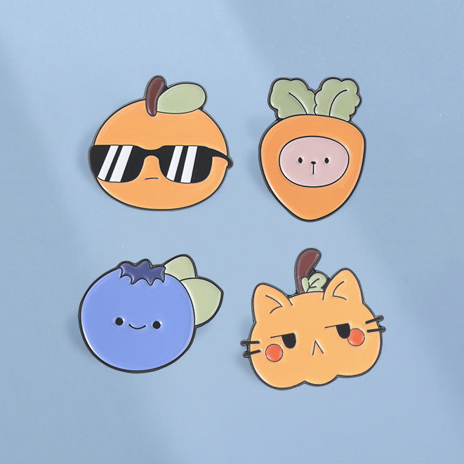 น่ารักการ์ตูนผักผลไม้สัตว์เคลือบ หมุด แครอทกระต่ายสีส้มแมวเข็มกลัดปกป้ายเสื้อผ้าอุปกรณ์เสริมของขวัญสําหรับเพื่อน