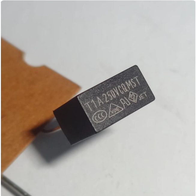 10PCS 392 ช้า-ต้มสแควร์ฟิวส์ 250V 250VCQMST T1A T1.25A T1.6A T2A T2.5A T3.15A T4A T5A T6.3 A T8A T50