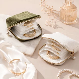 กล่องใส่เครื่องประดับ | เคสเครื่องประดับเดินทาง | ผ้ากํามะหยี่ | ซิปพกพาสะดวก | เก็บแหวน ต่างหู สร้อยคอ สร้อยข้อมือ
