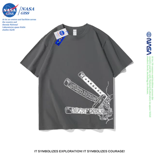 NASA เสื้อยืดชายหญิงแขนสั้น สตรีทฮิปฮอป summer มีดของเซารอน พิมพ์ลาย t-shirt คอกลม หลวมและระบายอากาศ ยับยากไม่ต้องรีด