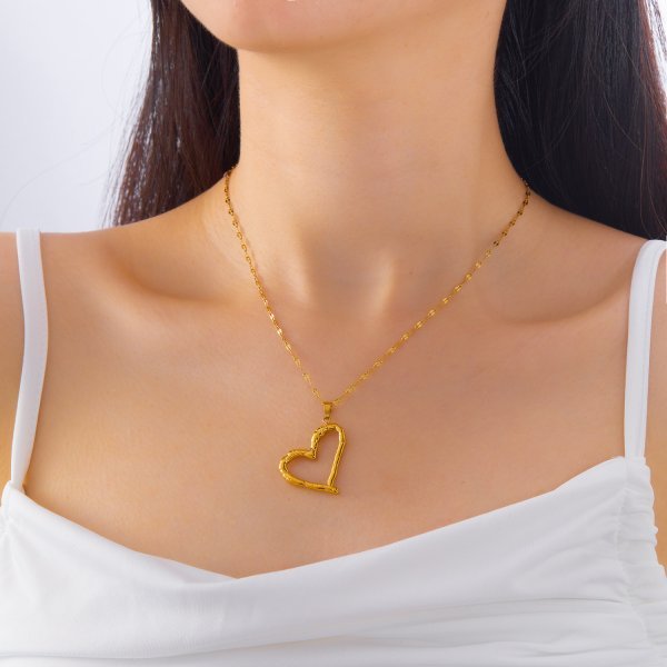แฟชั่น เกาหลีสร้อยคอสแตนเลสZircon Star Moonจี้สร้อยคอ18K Gold Plated Clavicle Chain Lip Chainงูกระดูกโซ่สําหรับผู้หญิงเครื่องประดับของขวัญ