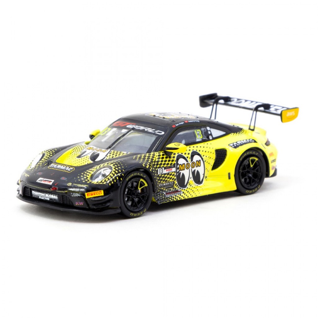 Tarmac Works T64-084-25FUJ13 1/64 Porsche 911 GT3 R GT World Challenge Asia 2025 Phantom Global Racing Model Car พร้อมการ์ดเทรดดิ้ง Combo Set