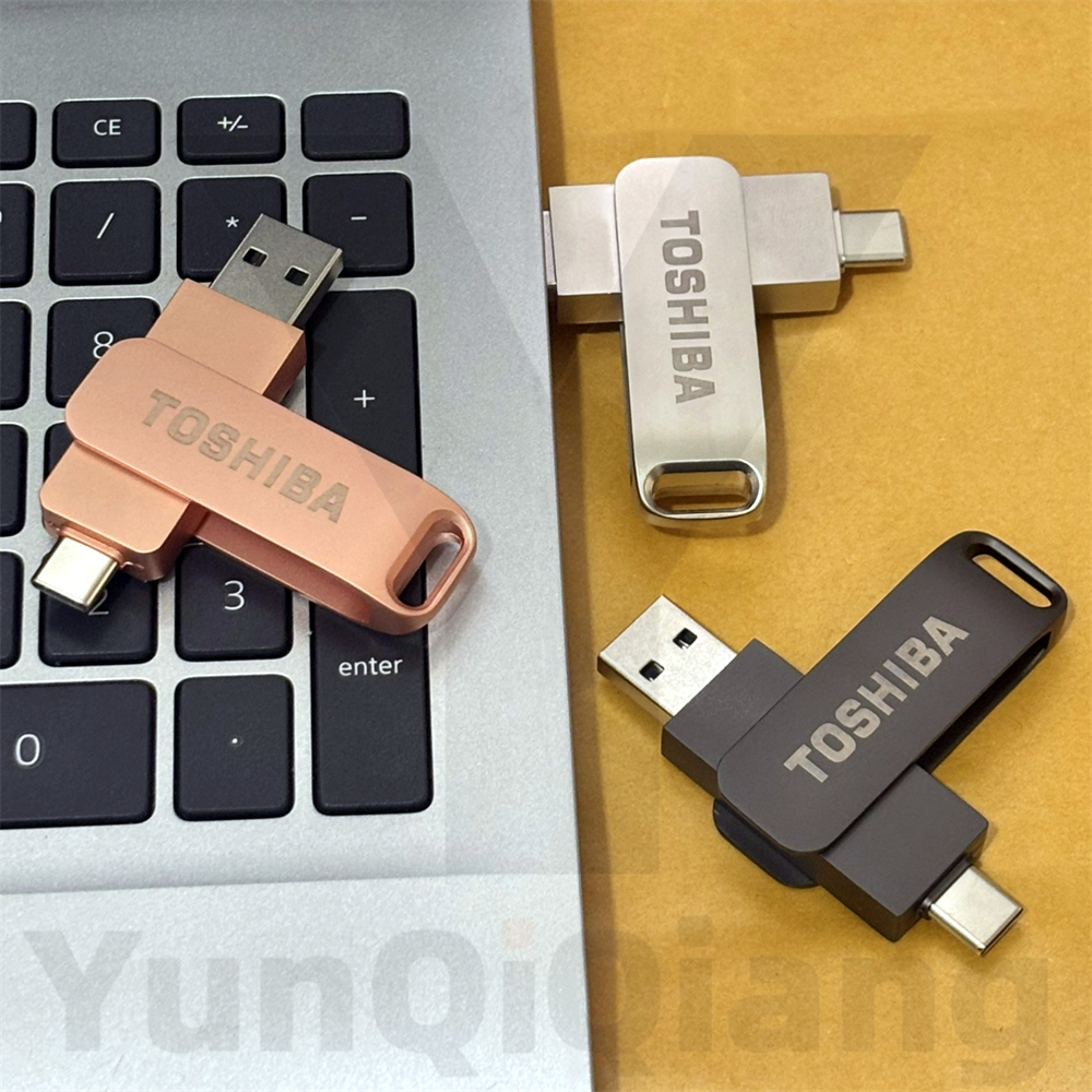 Toshiba หมุน 2-in-1 USB, ไดรฟ์ปากกากันน้ําโลหะ TypeC 2TB ความจุขนาดใหญ่การจัดเก็บ Plug and Play ที่เ