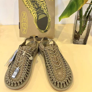 Keen uneek (มีสามสี) รองเท้าแตะกีฬากลางแจ้ง ทําด้วยมือ 100% ระบายอากาศได้ ใส่ได้ทั้งชายและหญิง