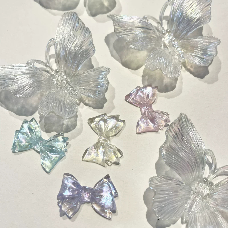 RHS ออนไลน์ 10PCS เรซิ่นผีเสื้อ Bow Tie เครื่องประดับค้นหา Junk Journal สร้อยคอสร้อยข้อมือหัตถกรรม D