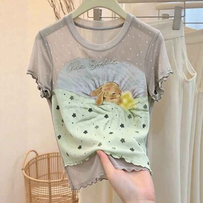 ฤดูร้อนสไตล์ใหม่หวานน่ารักสไตล์ลายจุดกระต่ายพิมพ์เสื้อยืดผู้หญิงฤดูร้อนเร้าใจขนาดใหญ่แขนสั้นด้านบน