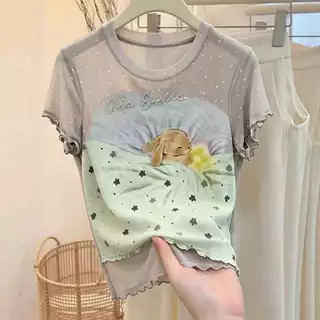 ฤดูร้อนสไตล์ใหม่หวานน่ารักสไตล์ลายจุดกระต่ายพิมพ์เสื้อยืดผู้หญิงฤดูร้อนเร้าใจขนาดใหญ่แขนสั้นด้านบน