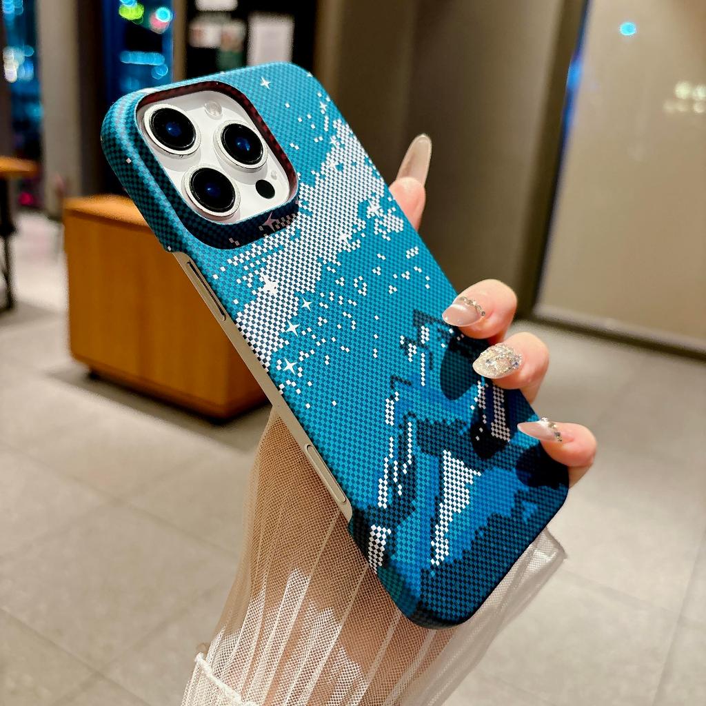 กึ่งห่อเนื้อคาร์บอนไฟเบอร์บางพิเศษเคลือบกันลื่นฮาร์ดกันกระแทกเคสโทรศัพท์เข้ากันได้กับ ไอโฟน 13/14/15/16 มือโปร สูงสุด