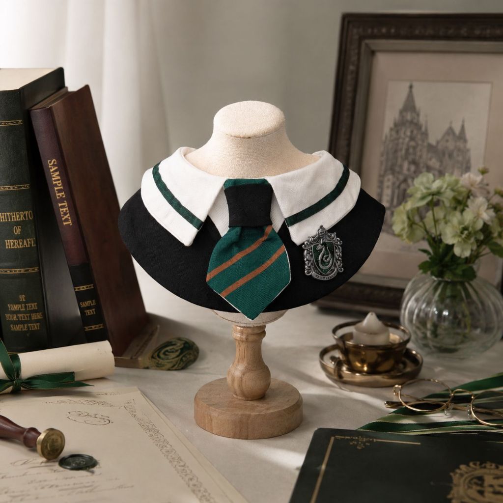 ผ้ากันเปื้อนสัตว์เลี้ยง Harry Potter Academy of Magic Theme Contrast Color Bow Tie Cat Dog ผ้ากันเปื้อนน่ารักน้ําลายผ้าเช็ดตัว