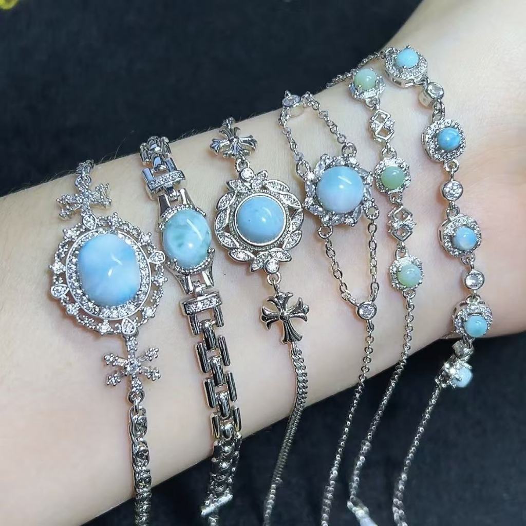 Elegant Larimar สร้อยข้อมือหินคริสตัลธรรมชาติ สไตล์โบฮีเมียน สำหรับผู้หญิง พร้อมลุคทันสมัยและเป็นของขวัญพิเศษ