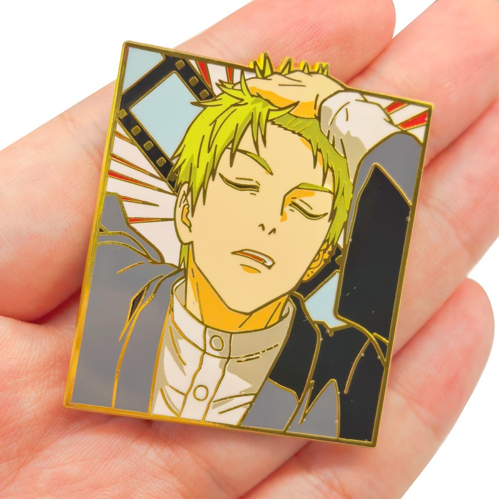 Jujutsu Kaisen Zenin Naoya ป้ายโลหะ Naoya Naoya Zenin สะกดต่อสู้อุปกรณ์ต่อพ่วงกระเป๋านักเรียนตกแต่งเ