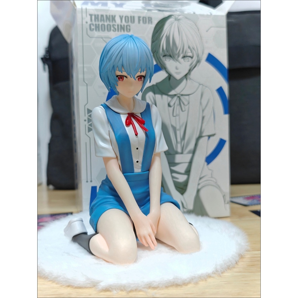 Evangelion เครื่องประดับรูปสองมิติ Limboli ชุดนักเรียนคุกเข่าท่าทางอะนิเมะรูป