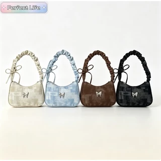 ✨ กระเป๋าใต้วักสีเงินลายรีดผ้า ดีไซน์พิเศษสะพายเดี่ยว Niche Silver Pleated Underarm Handbag For Women(ซื้อสินค้าได้รับของขวัญฟรี)