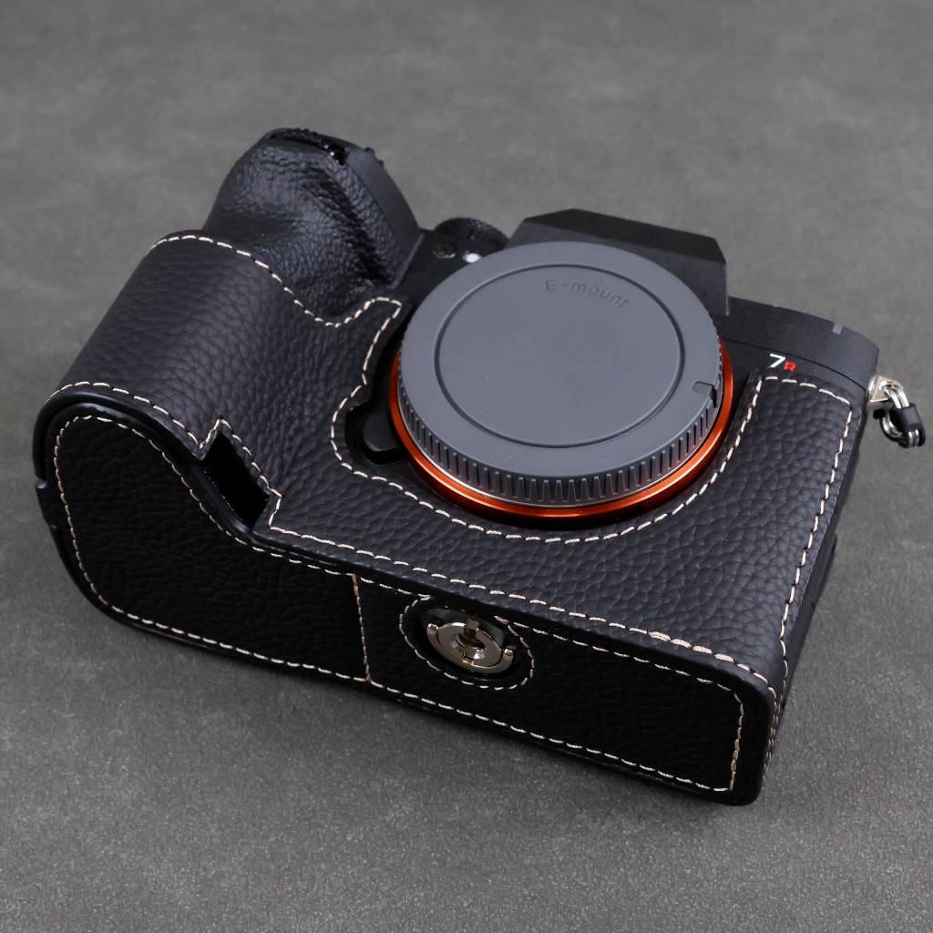 เคสครึ่งหนังแท้สําหรับ A7R VI A7R6 Camera Protect Bag Grip