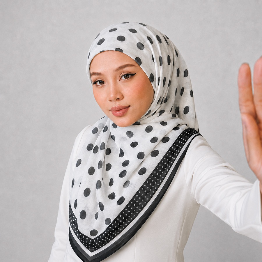 LOVOSME แฟชั่น Polka Dots Bawal Bidang 45 พิมพ์ผ้าพันคอสี่เหลี่ยมผ้าฝ้าย Voile Square Hijab Breathable มุสลิม Square Headscarf