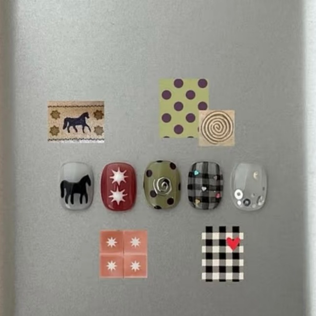 Star Plaid Dark Horse Silhouette Wear Nail Polka Dot Metal Swirl Nail Patch