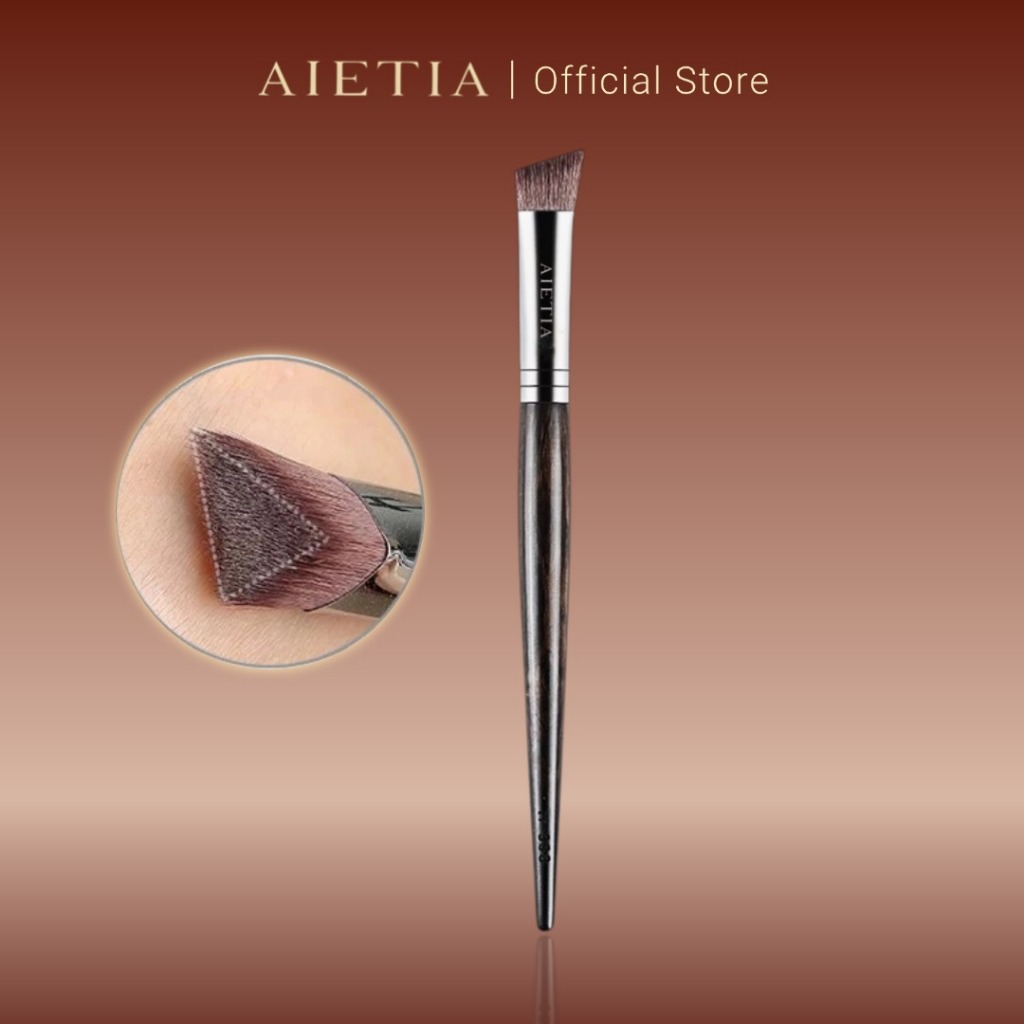 AIETIA R604 Triangle Brightening แปรงแต่งหน้าสําหรับ Matte Brightening Under Eye,Nose,Forehead & Chin สามเหลี่ยมพื้นที่