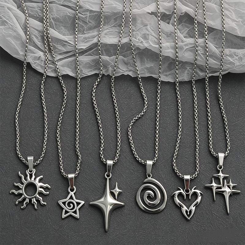 Vintage Punk Multi Element Star Sun Cross จี้ไทเทเนียมเหล็กสร้อยคอสําหรับผู้ชายผู้หญิงกันน้ําสแตนเลส Clavicle Chain