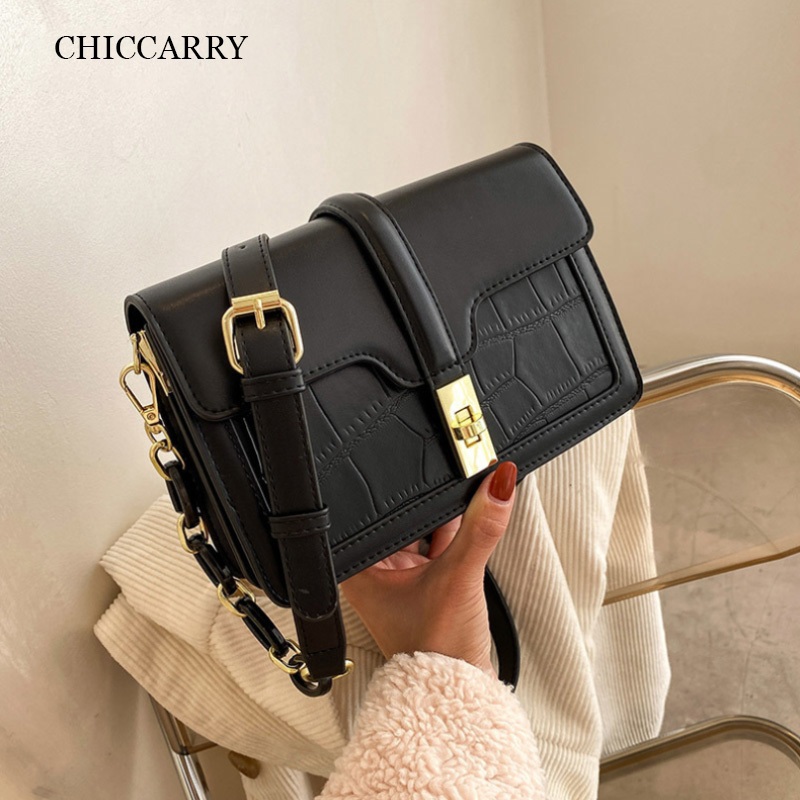 CHICCARRY กระเป๋าสะพายข้างหรูหรา สี่เหลี่ยมเล็ก ลายจระเข้ สายโซ่ทองหนา