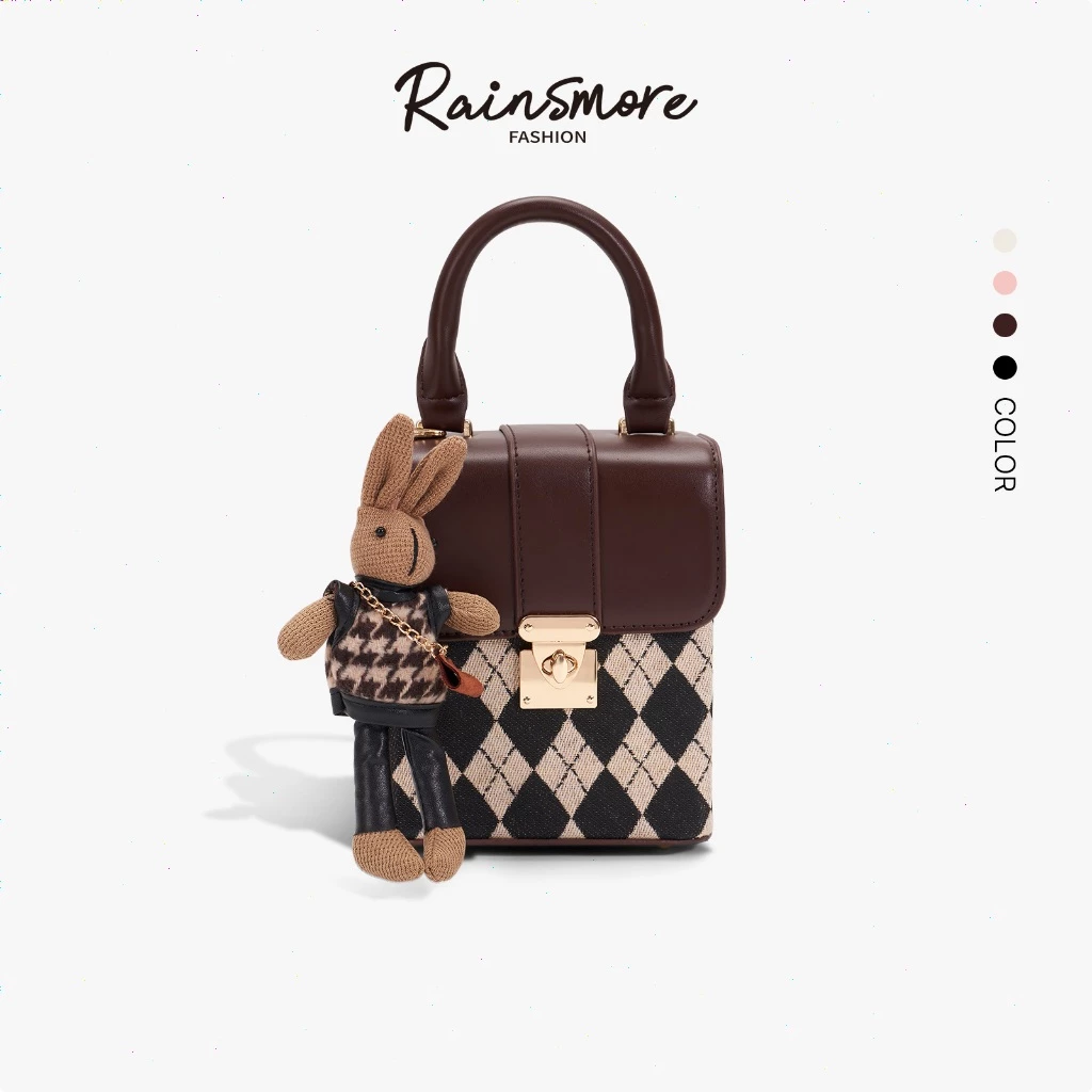 RAINSMORE กระเป๋าสะพายข้างผู้หญิง 2026 | French Niche Design พวงกุญแจห้อยกระเป๋า กระเป๋าสตางค์ผู้หญิง สี่เหลี่ยมเล็ก สไตล์ฤดูใบไม้ผลิ Messenger Bag สำหรับโอกาสเดท/ออกกำลังกาย