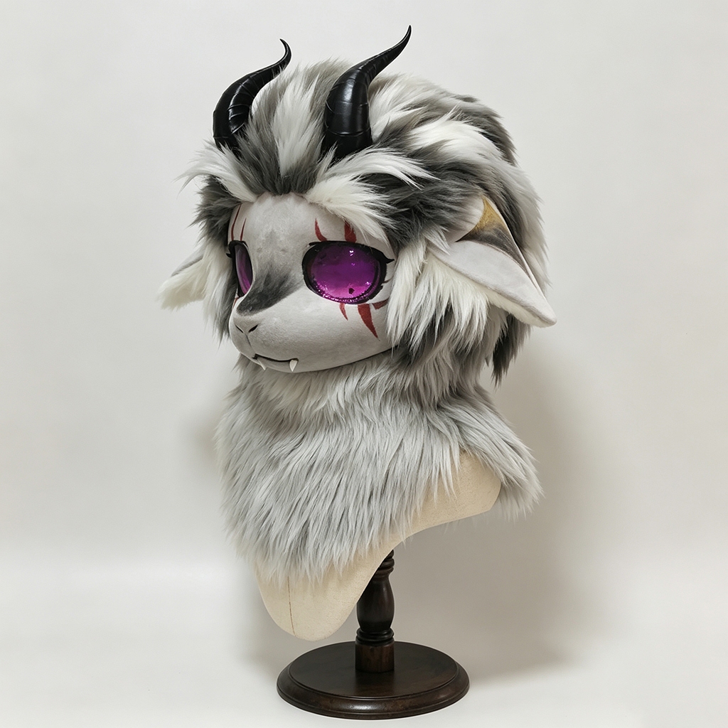 Handmade สีเทาสีขาวปีศาจฮอร์น Kemono Fursuit หัว, Gothic อะนิเมะ Fursuit สําหรับฮาโลวีนคอสเพลย์ Furr