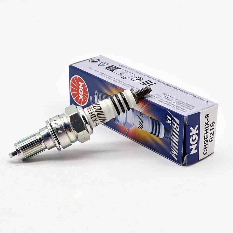 หัวเทียน NGK Iridium CR9EHIX-9 6216 สําหรับ Honda VFR1200 CBR1000XX CBR1000 CBR600
