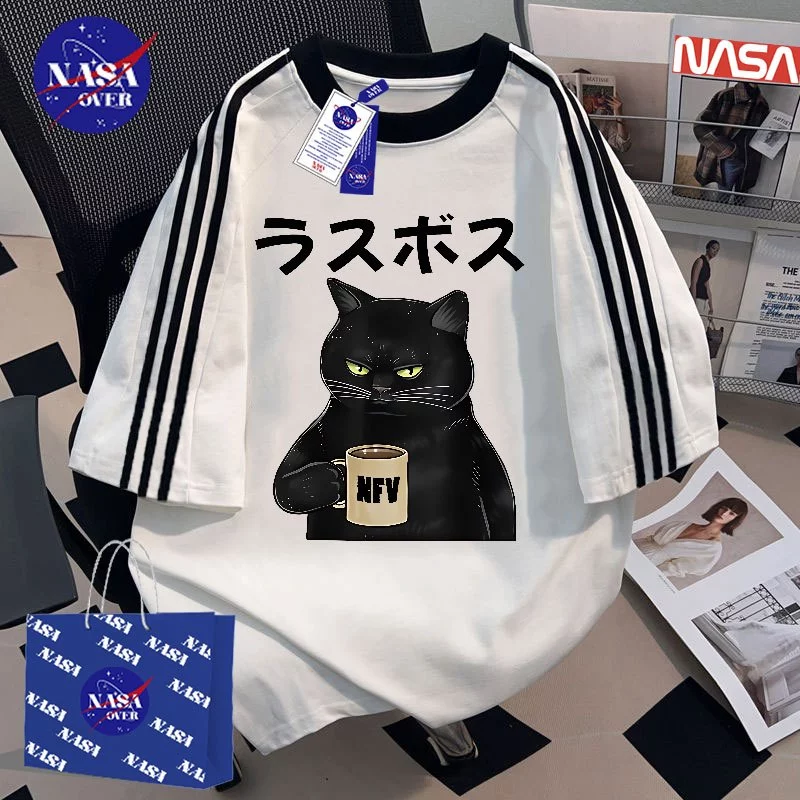 【จัดส่งตลอด 24 ชั่วโมง】🔥NASA ลายสามแถบ ดีไซน์ตัดสี ลายแมวน้อย เสื้อผญ เสื้😾oversizeคอกลม เสื้อYG1184