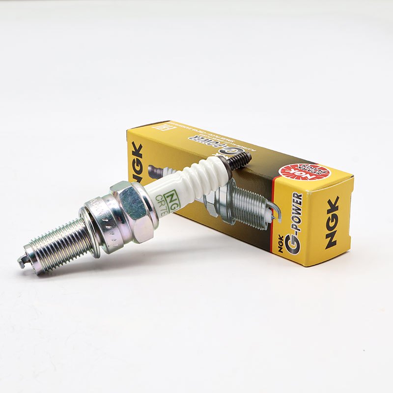 หัวเทียน NGK Platinum CR7EGP 96153 สําหรับ KYMCO ST250,S250,S350,S400,Xciting S400