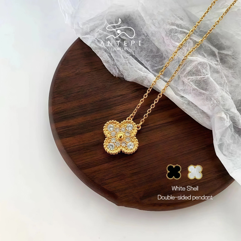 ATP 18K Four-leaf clover สร้อยคอจี้สองด้าน · สแตนเลสกันน้ํา · เพชรฝังสร้อยคอกระดูกไหปลาร้า