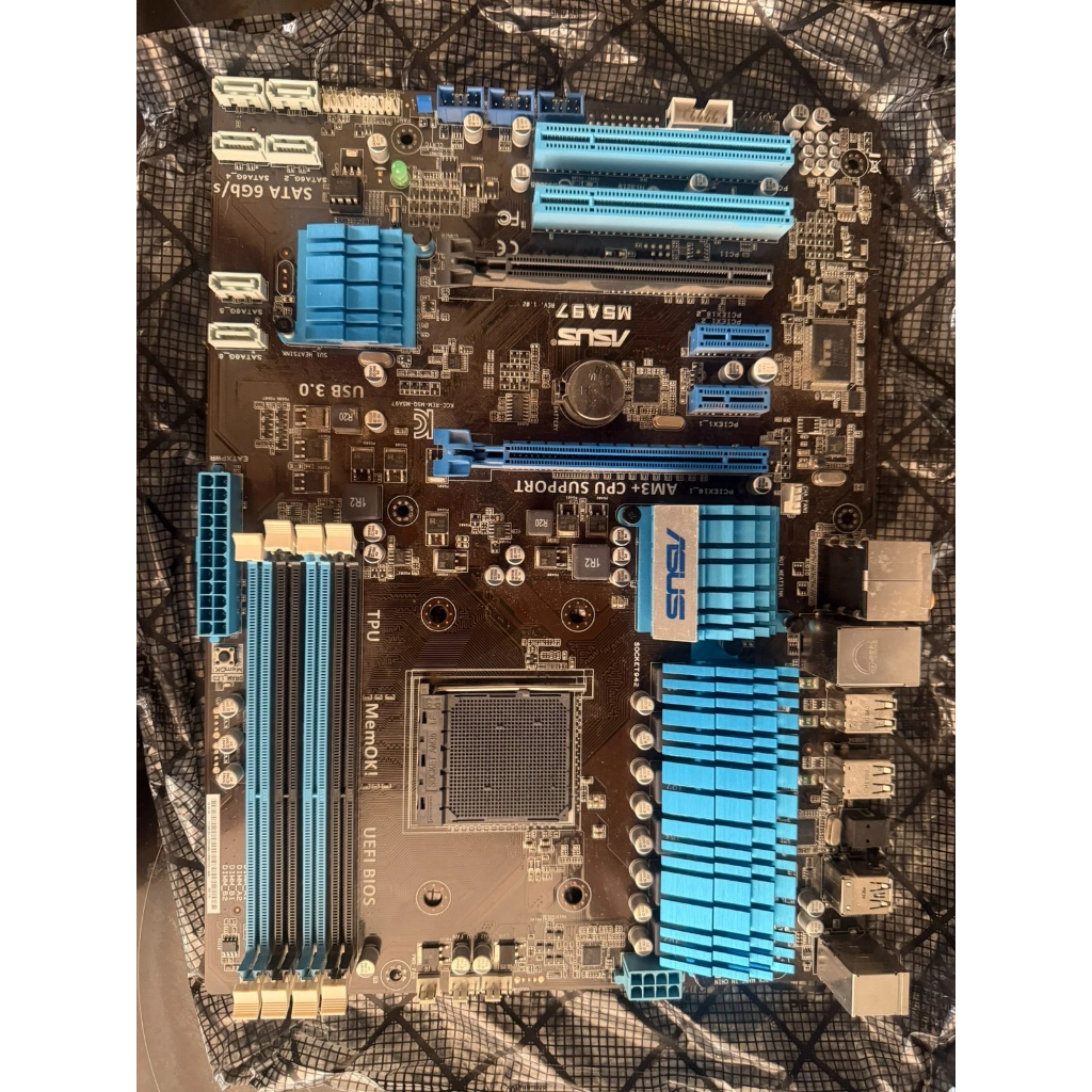 ASUS M5A97 R2.0 AMD AM3+ DDR3 ATX เมนบอร์ด FX8300
