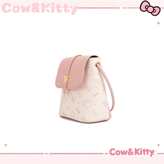กระเป๋าสะพายข้าง Cow&Kitty กระเป๋าสะพายไหล่ผู้หญิงวัสดุแข็งแรงทนทาน รับน้ำหนักดี ไซส์กระทัดรัดพกพาสะดวก ดีไซน์เรียบง่ายเข้ากับทุกลุค ของใช้