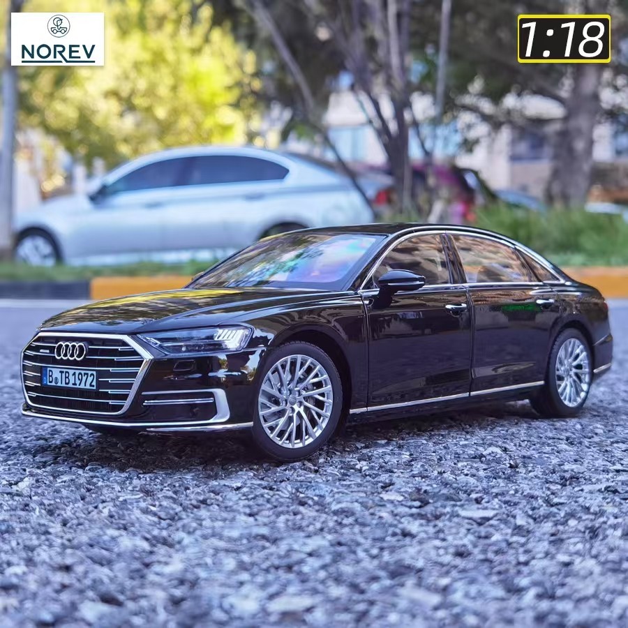 NOREV 1: 18 Audi สไตล์ใหม่ A8L 2017 Aud| โมเดลรถอัลลอย Audi A8L