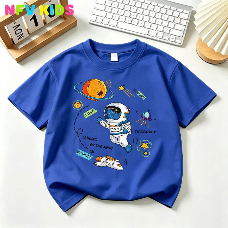 【พร้อมส่ง&COD】NFV KIDS เสื้อผ้าเด็ก เสื้อยืดแขนสั้นเด็ก ระบายอากาศ ฤดูร้อน สะดวกสบาย ลายนักบินอวกาศการ์ตูน YG5593