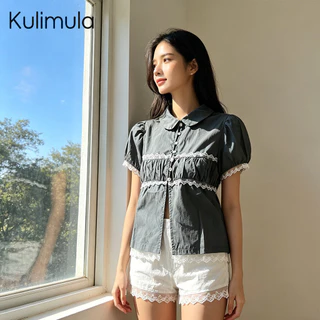 KULIMULA Zoom Blouse เสื้อแขนตุ๊กตา เสื้อคอปกขอบลูกไม้ ทรงครอป แต่งปุ่มผูก สไตล์สวีท สไตล์ฝรั่งเศส สำหรับฤดูร้อน/ทะเล W25