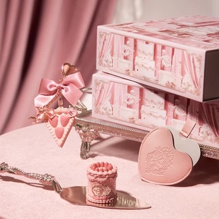 Flower Knows August Fairy Pink Moments ลิปกลอส/อายแชโดว์ Set