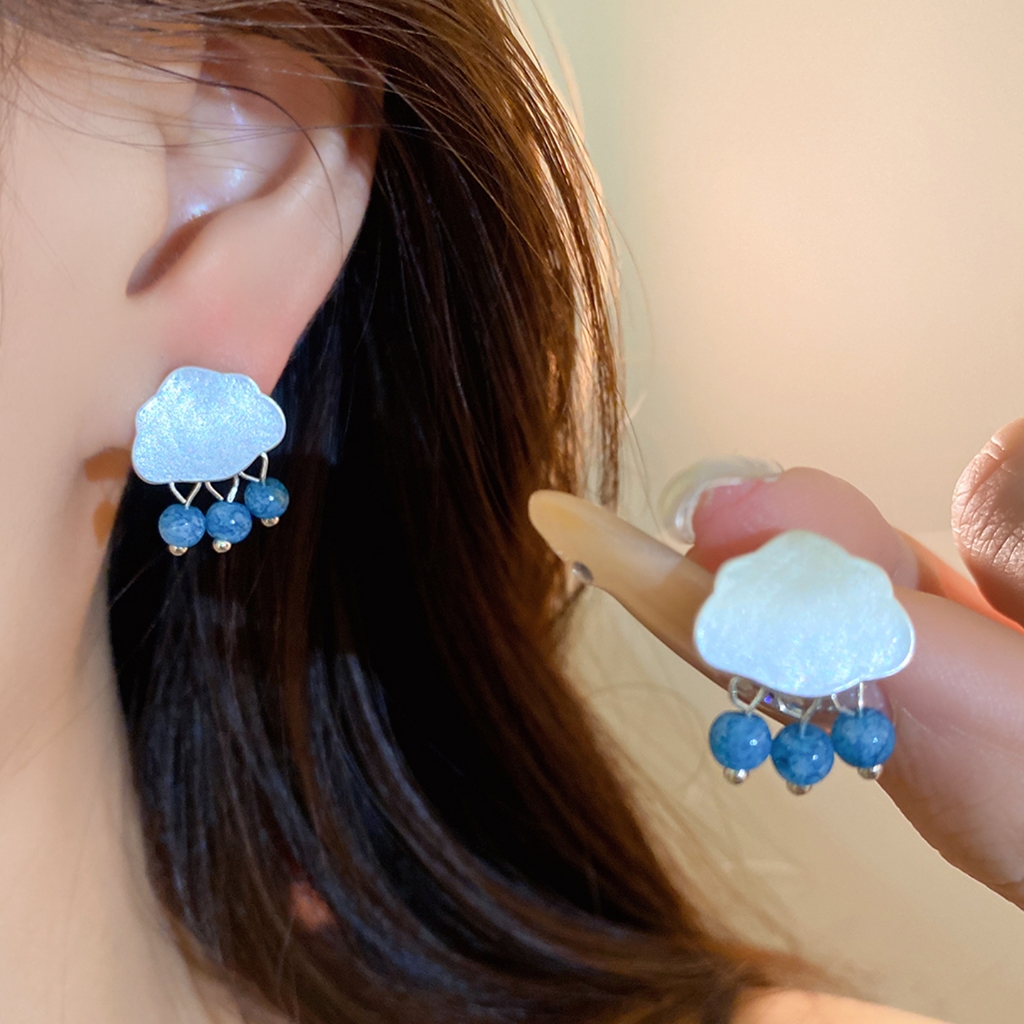 Cloud Shape พู่สตั๊ดต่างหูลูกปัดสีฟ้า Raindrop หู Studs น่ารักสดสไตล์ทุกวันผู้หญิงเครื่องประดับหู