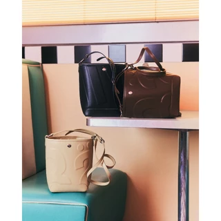 กระเป๋า Rally The Bag Whisper Bucket Bag กระเป๋าถังสไตล์ดีไซเนอร์ไทย สายสะพาย 2 แบบ สะพายใต้วัก/ข้ามลำตัว พร้อมส่ง