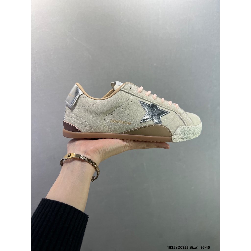 รองเท้าลําลอง Golden Goose True-Star