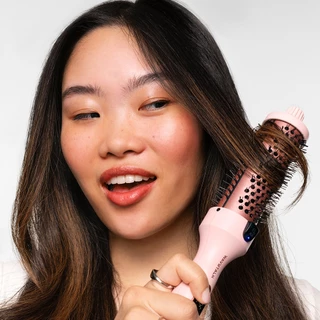 Wavytalk Thermal Brushes แปรงวงกลมร้อน 1.5 นิ้ว | เทคโนโลยีไอออนลบ[การตั้งค่าความร้อน 5 ระดับ] เครื่องม้วนผมแปรงร้อนแรงดันสากล