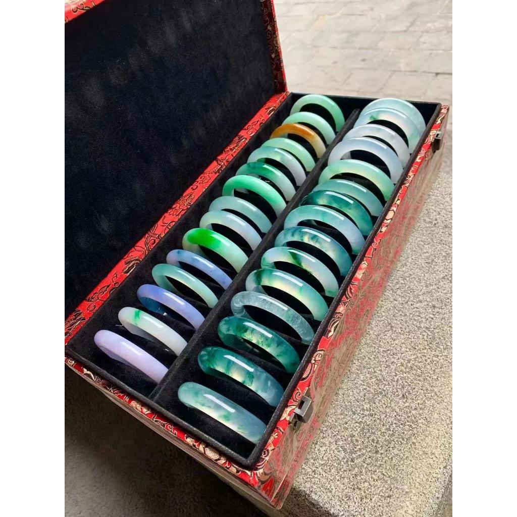 สร้อยข้อมือผลิตภัณฑ์ธรรมชาติ Jadeite รองรับ Re-Inspection Fake One Compensates Ten Times the Amount