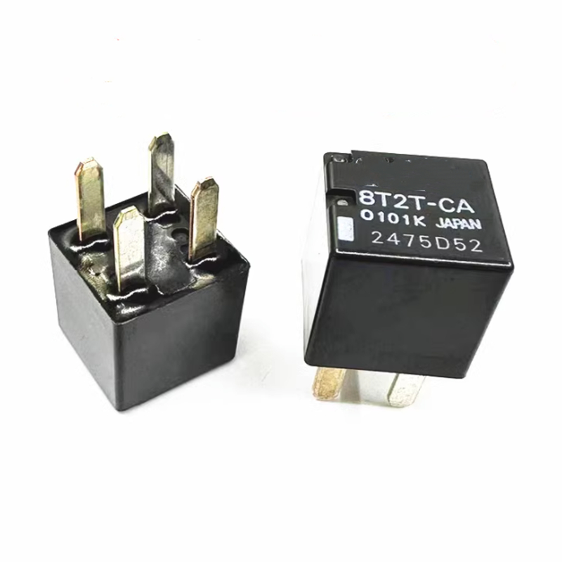 รีเลย์ 8T2T-CA 4 ขา 12V